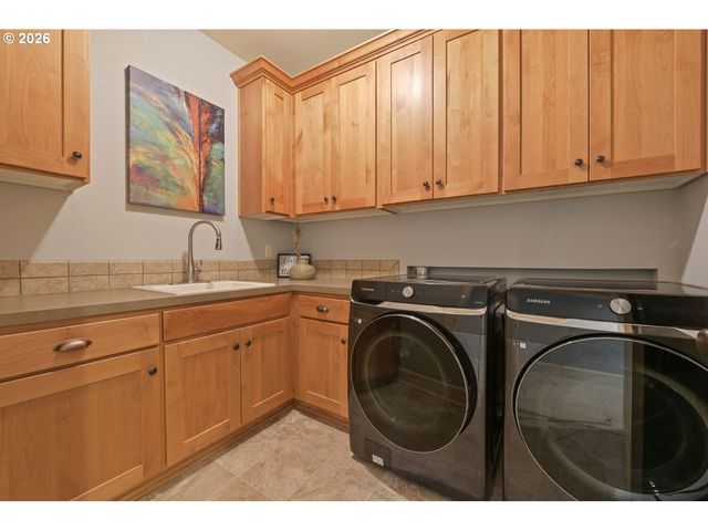 625 Sw COMUS Ct, Portland, OR 97219