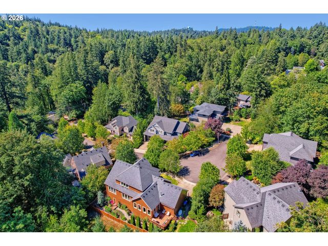 625 Sw COMUS Ct, Portland, OR 97219