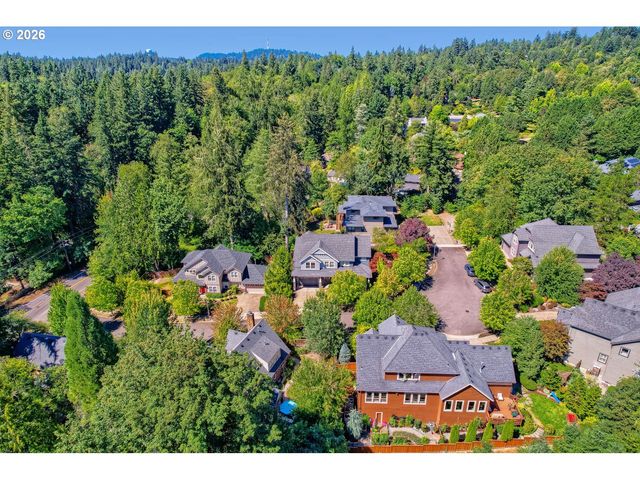 625 Sw COMUS Ct, Portland, OR 97219