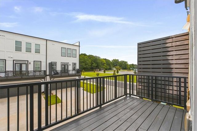 1077 Glen Opal Drive, Decatur, GA 30032