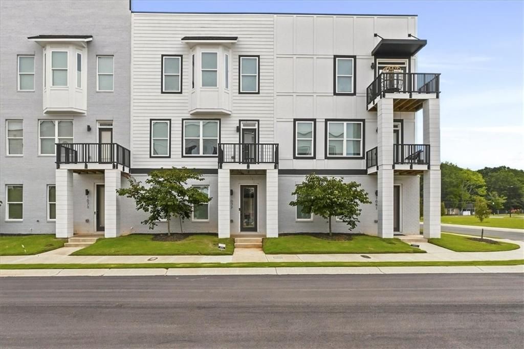 1077 Glen Opal Drive, Decatur, GA 30032