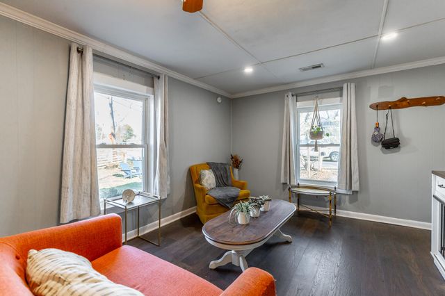 801 Lee Avenue, Rossville, GA 30741