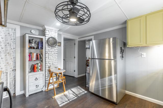 801 Lee Avenue, Rossville, GA 30741