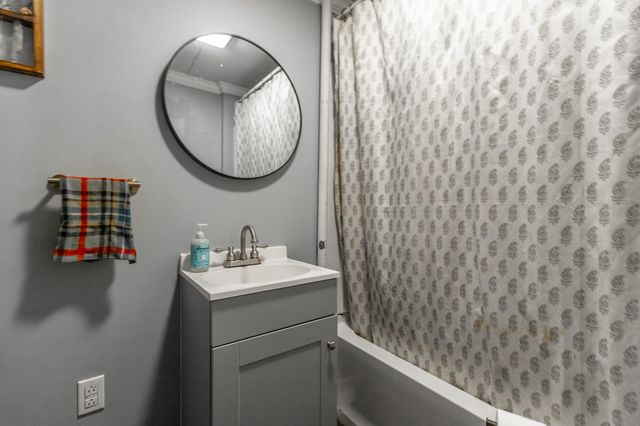 801 Lee Avenue, Rossville, GA 30741