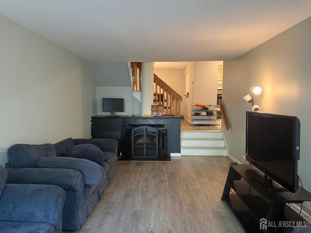 1034 Schmidt Lane, North Brunswick, NJ 08902