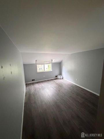 1034 Schmidt Lane, North Brunswick, NJ 08902