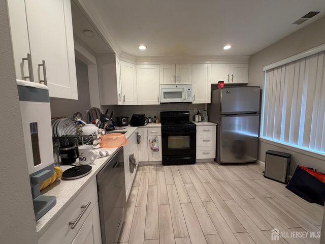 1034 Schmidt Lane, North Brunswick, NJ 08902