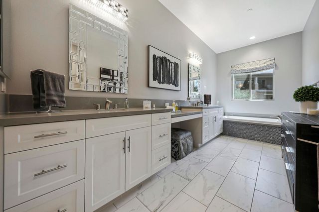 1702 Retreat Circle, Palm Desert, CA 92260