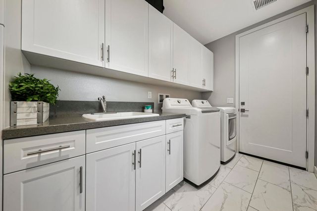 1702 Retreat Circle, Palm Desert, CA 92260