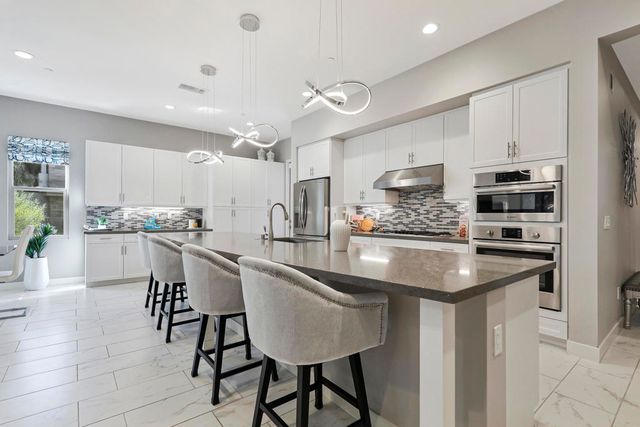 1702 Retreat Circle, Palm Desert, CA 92260