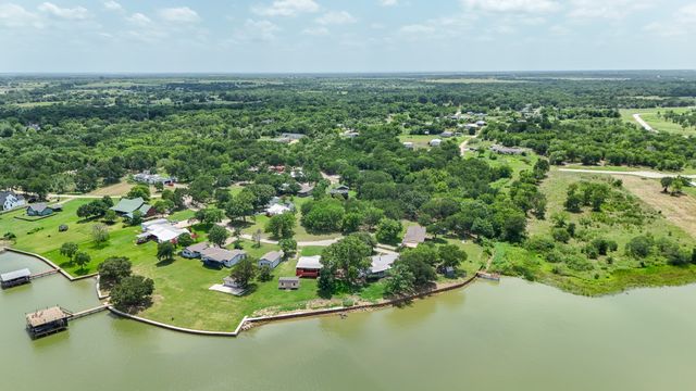 410 County Road 3048c, Corsicana, TX 75109