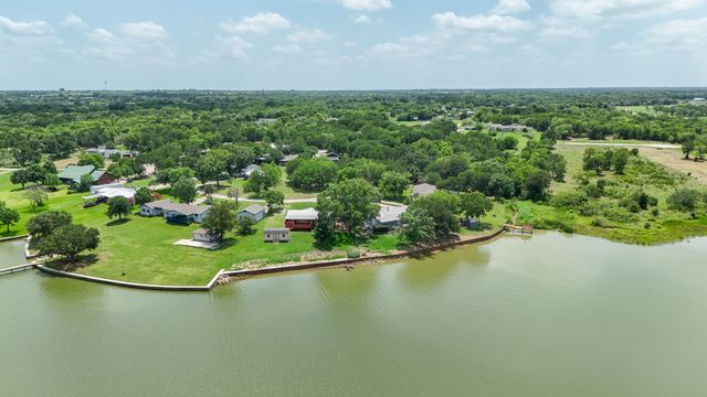 410 County Road 3048c, Corsicana, TX 75109