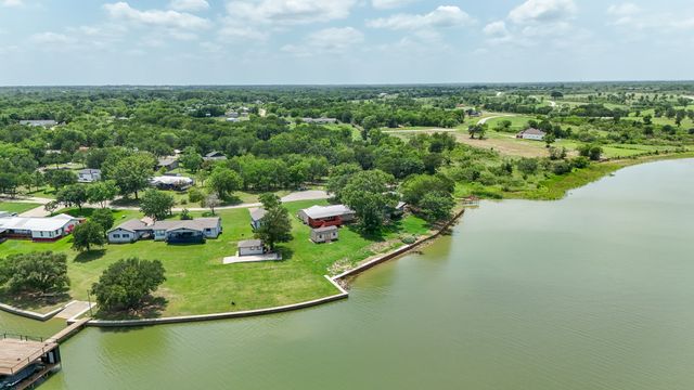 410 County Road 3048c, Corsicana, TX 75109