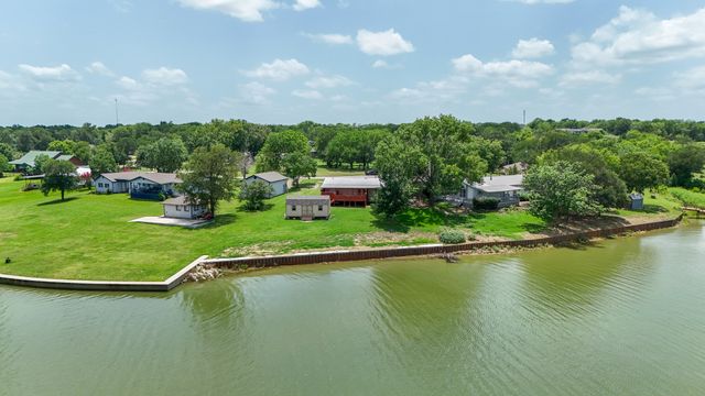 410 County Road 3048c, Corsicana, TX 75109