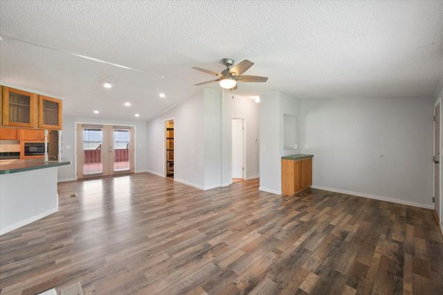 410 County Road 3048c, Corsicana, TX 75109