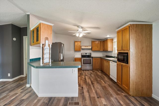 410 County Road 3048c, Corsicana, TX 75109