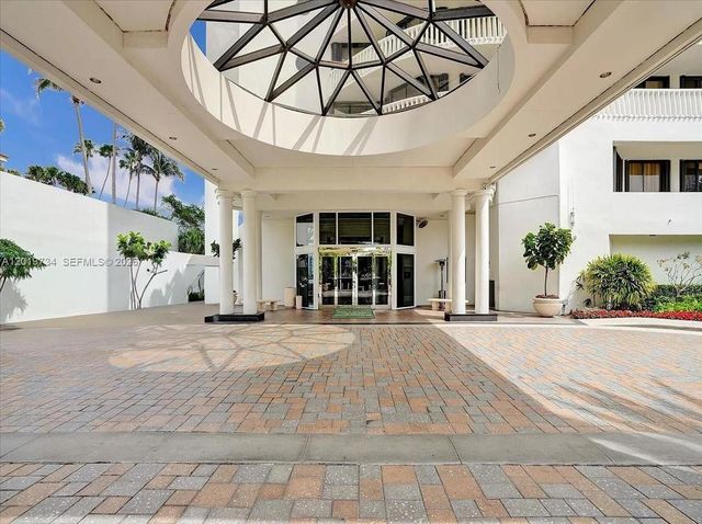 3000 Island Blvd 2802, Aventura, FL 33160