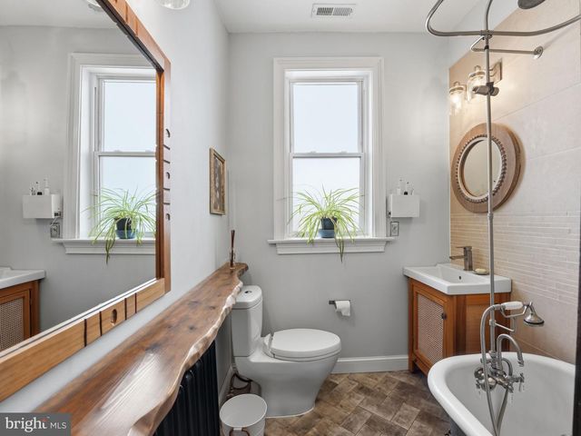 1363 PERRY PL NW, Washington, DC 20010
