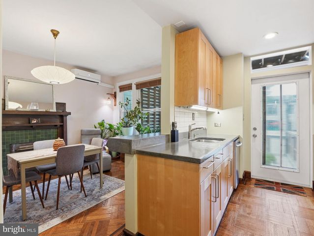1363 PERRY PL NW, Washington, DC 20010
