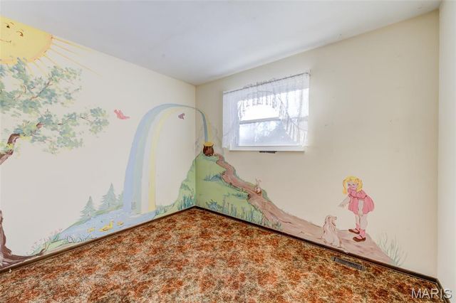 26 Soutee Drive, St Peters, MO 63376