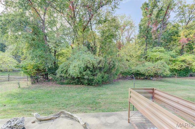 26 Soutee Drive, St Peters, MO 63376