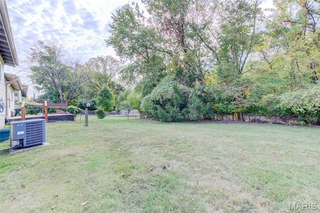 26 Soutee Drive, St Peters, MO 63376