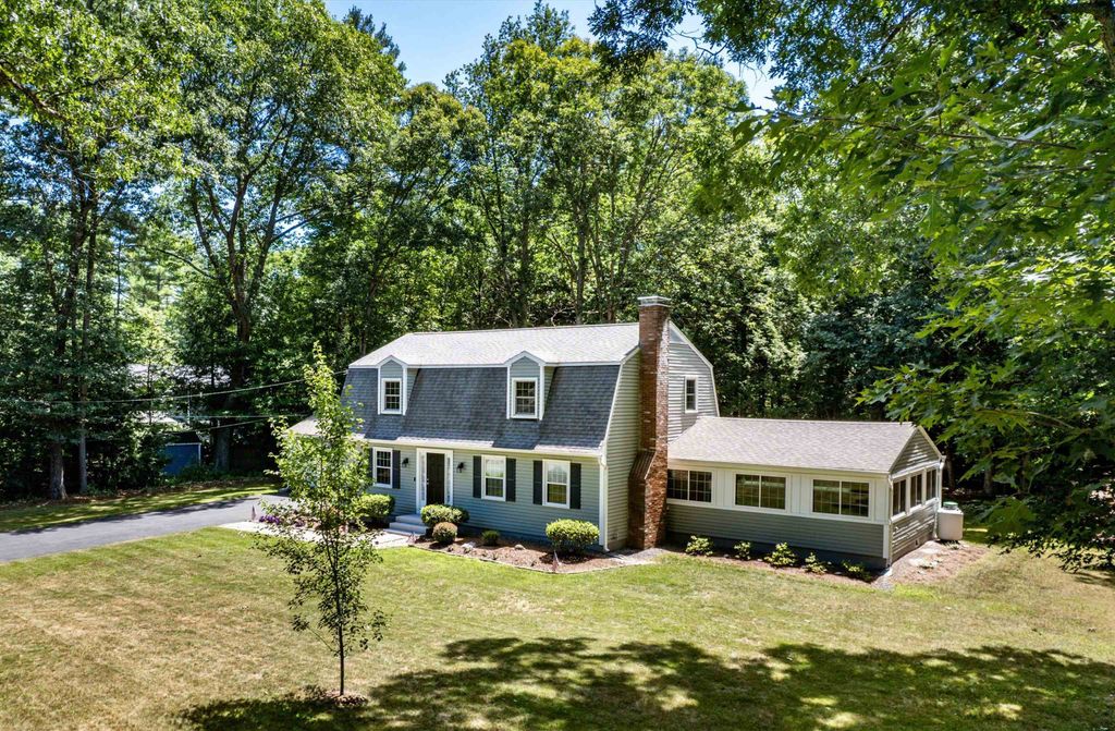 6 Matthew Patten Drive, Bedford, NH 03110