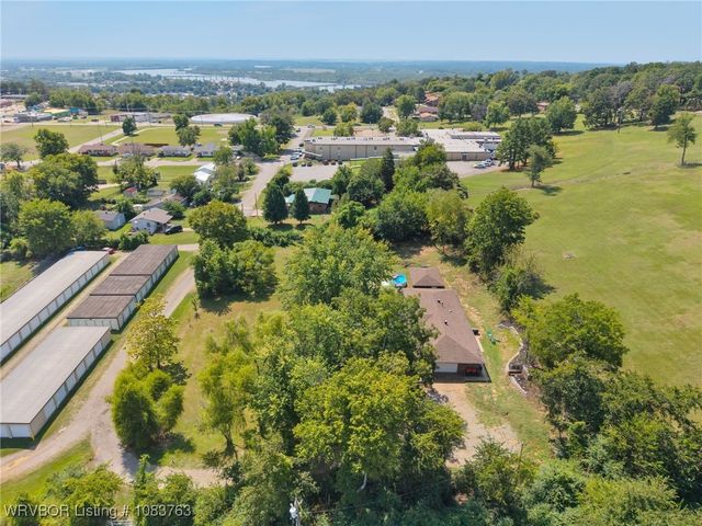 817 Arkansas Street, Van Buren, AR 72956