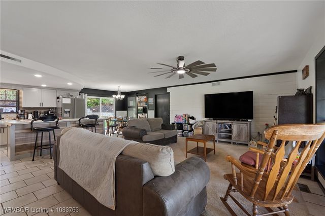 817 Arkansas Street, Van Buren, AR 72956