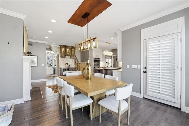 9206 W 146th Place, Overland Park, KS 66221