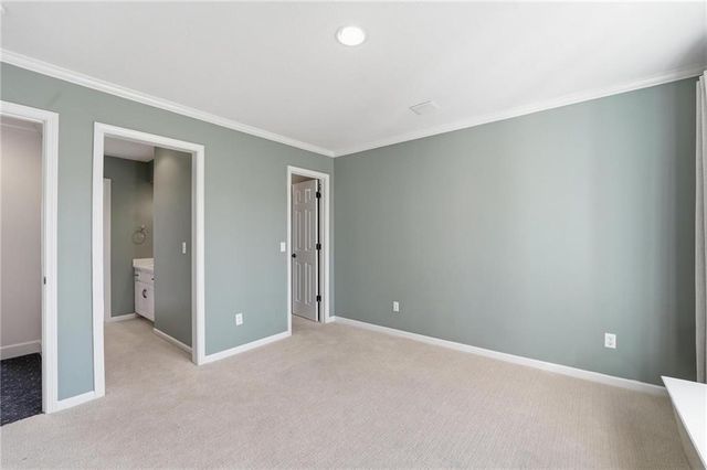 9206 W 146th Place, Overland Park, KS 66221