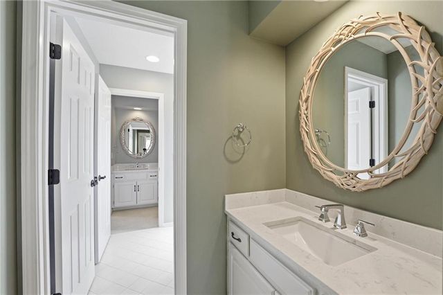 9206 W 146th Place, Overland Park, KS 66221