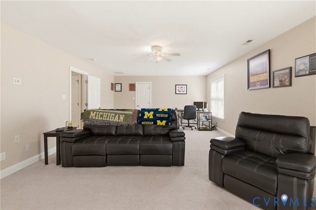 9200 Lady Anne Ln, Chesterfield, VA 23832