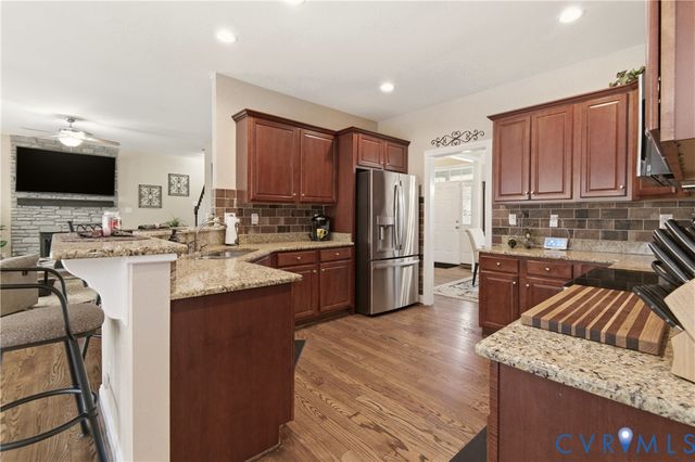 9200 Lady Anne Ln, Chesterfield, VA 23832