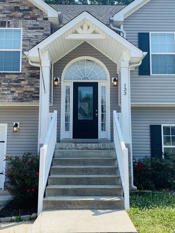 133 Sycamore Hill Dr, Clarksville, TN 37042