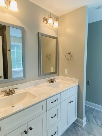 133 Sycamore Hill Dr, Clarksville, TN 37042