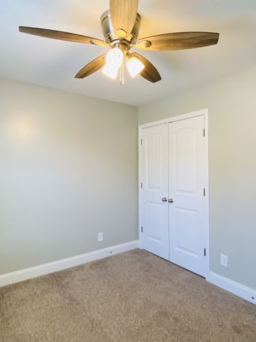 133 Sycamore Hill Dr, Clarksville, TN 37042