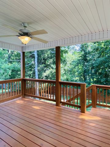 133 Sycamore Hill Dr, Clarksville, TN 37042