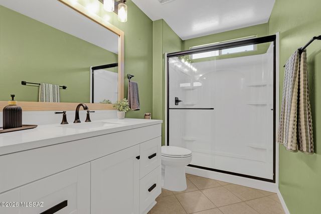 8732 N Finfrock Drive, Tucson, AZ 85743