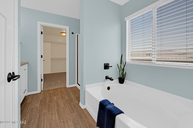 8732 N Finfrock Drive, Tucson, AZ 85743