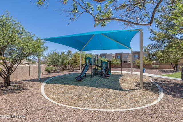 8732 N Finfrock Drive, Tucson, AZ 85743