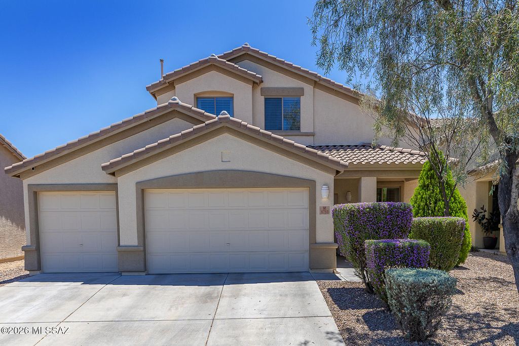 8732 N Finfrock Drive, Tucson, AZ 85743