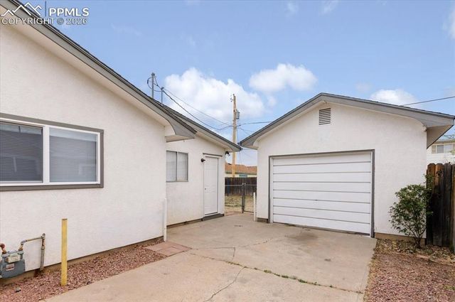 1726 Moore Avenue, Pueblo, CO 81005