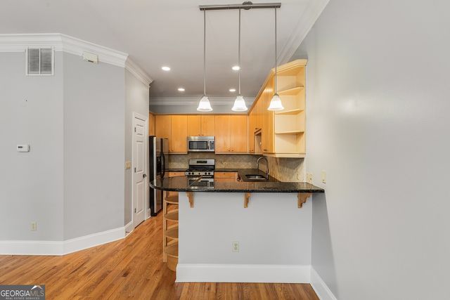 331 Carpenter Drive 8, Sandy Springs, GA 30328