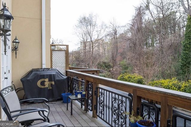 331 Carpenter Drive 8, Sandy Springs, GA 30328