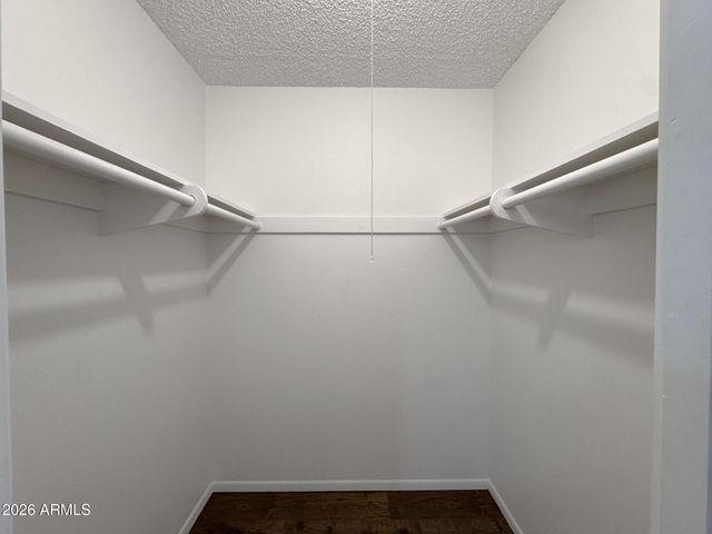 6729 N 44TH Avenue, Glendale, AZ 85301