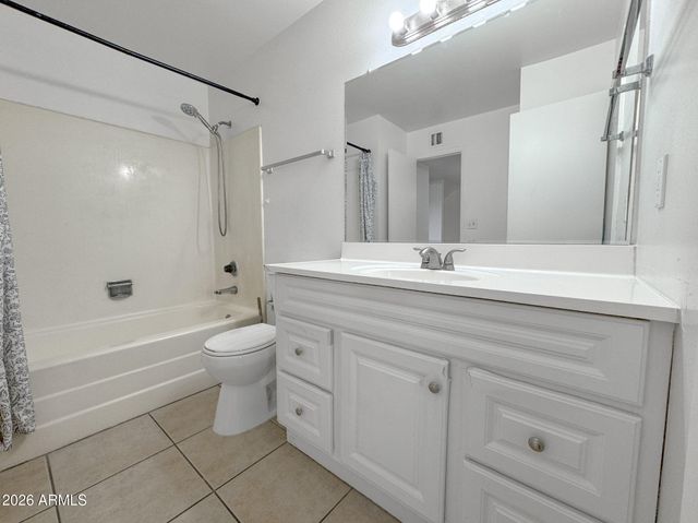 6729 N 44TH Avenue, Glendale, AZ 85301