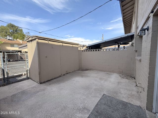 6729 N 44TH Avenue, Glendale, AZ 85301