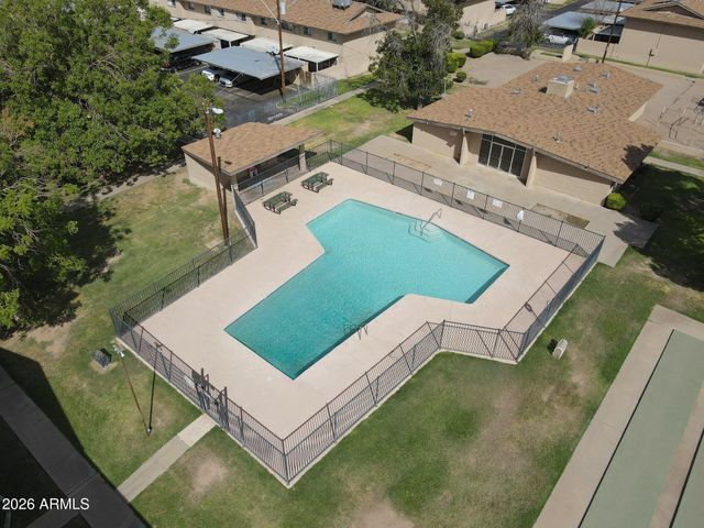 6729 N 44TH Avenue, Glendale, AZ 85301