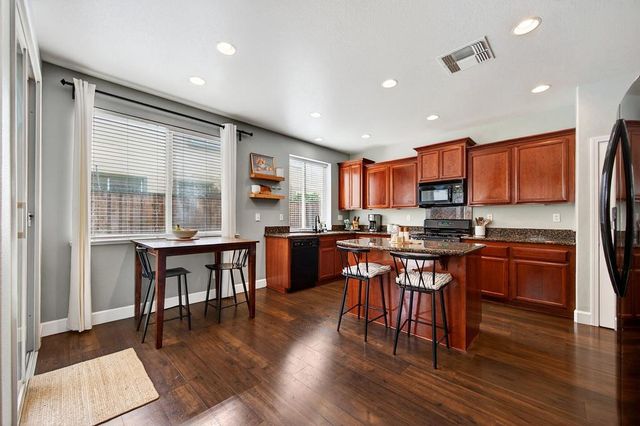 3279 San Vicente Rd, West Sacramento, CA 95691